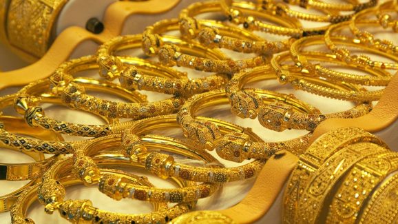 Gold Rates: పగబట్టిన పసిడి.. తగ్గినట్లే తగ్గి ఒక్కసారే ఆకాశానికి..