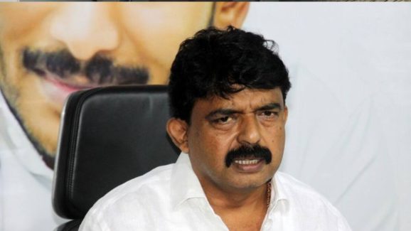 YSRCP : పేర్ని నానికి భార్య టెన్షన్.. జైలు తప్పదా?