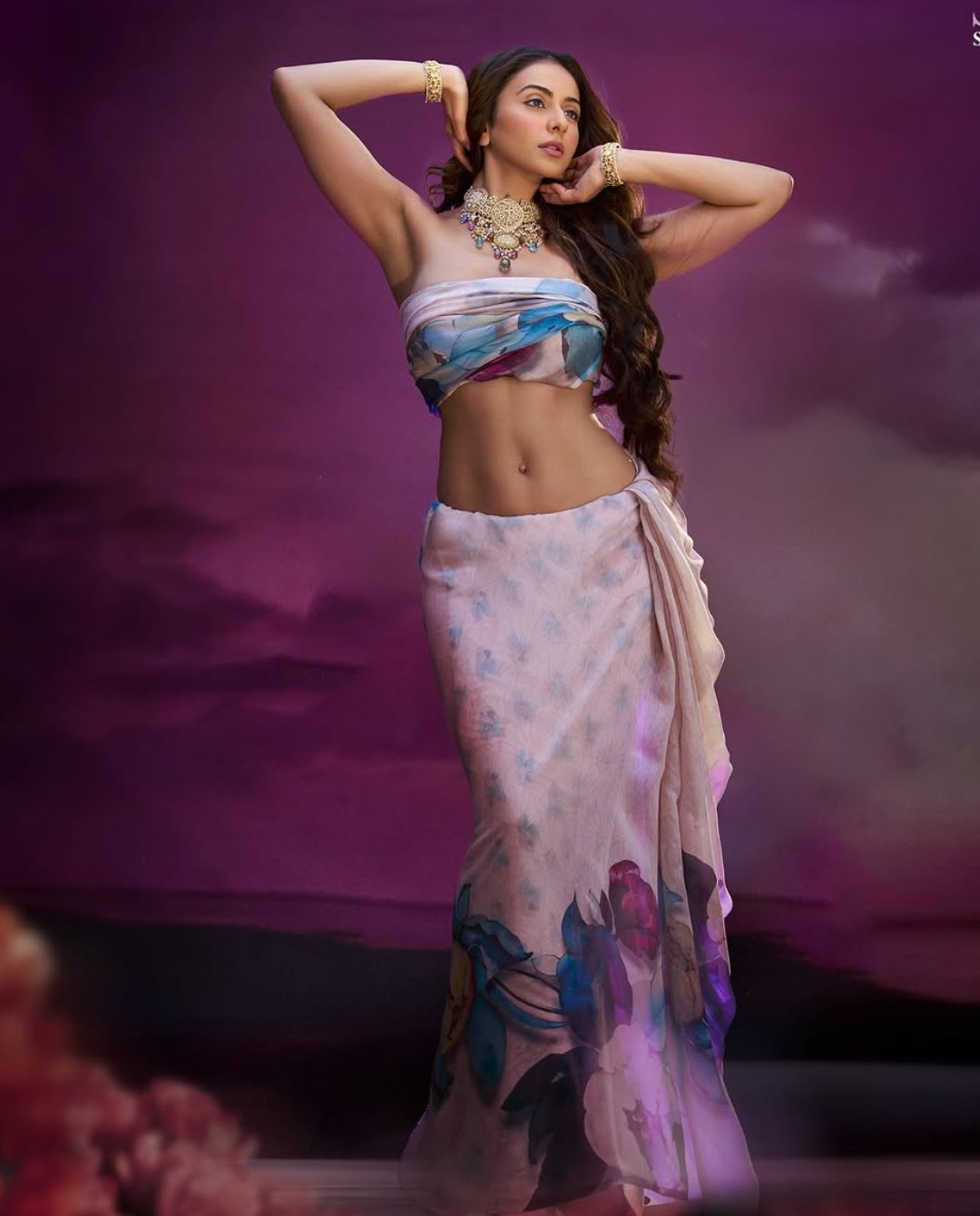 Rakul Preet Singh: దేవకన్యే దిగివచ్చిందా.. రకుల్ అందాలకు దాసోహం అంటూ..!