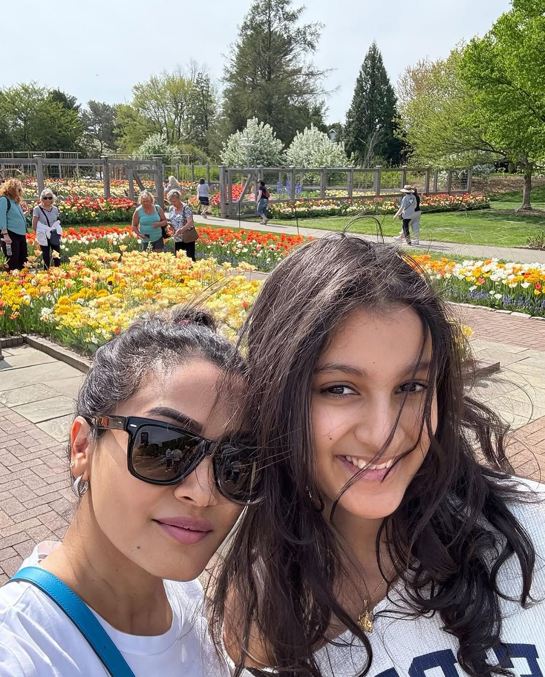 Namrata Shirodkar : కూతురితో కలిసి పర్ఫెక్ట్ వీకెండ్ ఎంజాయ్ చేస్తున్న నమ్రత.. ఫోటోలు వైరల్..!