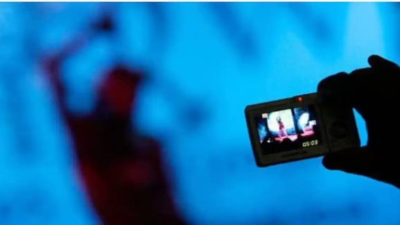 pornographic videos sellers: ఏపీలో అతి పెద్ద పోర్న్ స్కామ్..