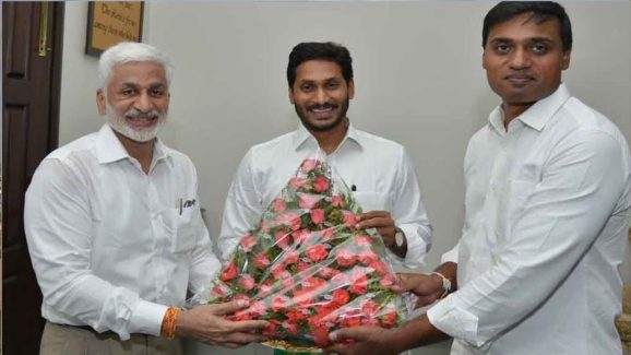 AP Liquor Scam : మిథున్‌రెడ్డికి చిక్కులేనా? నెక్ట్స్ జగనేనా?