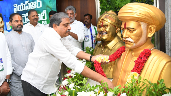 Sajjala re entry: సభ బీసీలది.. కానీ డామినేషన్ సజ్జలది..!