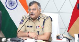 Telangana dgp: పాకీస్తానీలు తెలంగాణ వదిలి వెళ్లిపోండి.. వాళ్లు మాత్రం ఉండొచ్చు: డీజీపీ