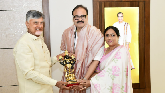 Nagababu with chandrababu: నాగబాబు విత్ చంద్రబాబు.. నెక్ట్స్ మంత్రి పదవేనా? ఆ రికార్డ్ క్రియేట్ చేస్తారా?