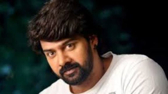 Naveen Chandra : దీన్ని డీ కోడ్ చేస్తే మీరు అడిగింది ఇస్తా.. హీరో ఓపెన్ ఆఫర్
