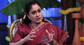 Vijaya Shanthi : లేడీ సూపర్ స్టార్ అనే ట్యాగ్ నాది, కానీ కొంతమంది తీసేసుకున్నారు