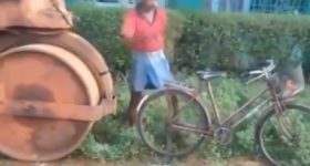 Viral Video: మాంచి కాస్ట్లీ మందేశాడు.. దిగని కిక్కు, ఆపై ప్రయోగాలు
