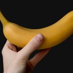 Banana Peel: అరటి పండు తొక్కను ఎటువైపు నుంచి ఒలవాలి? సరైన పద్ధతి ఏమిటి?