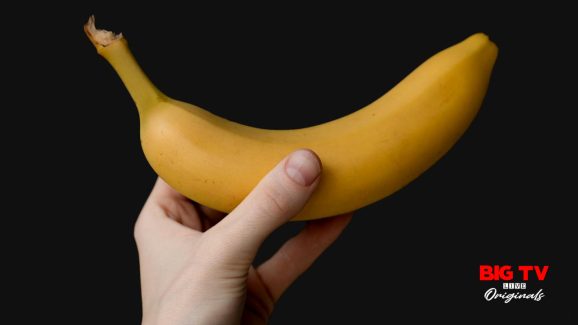 Banana Peel: అరటి పండు తొక్కను ఎటువైపు నుంచి ఒలవాలి? సరైన పద్ధతి ఏమిటి?