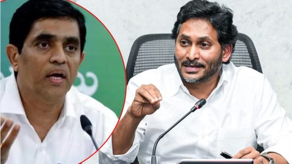 Buggana with Jagan: వీఎస్‌ఆర్ స్థాయి కోసం కుస్తీ.. ఛాన్స్ ఇస్తే ఇటు, లేకుంటే అటు?