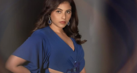 Anjali :  బ్లూ కలర్ టైట్ డ్రెస్ లో అంజలి లేటెస్ట్ లుక్.. చూపు తిప్పుకోలేరు..