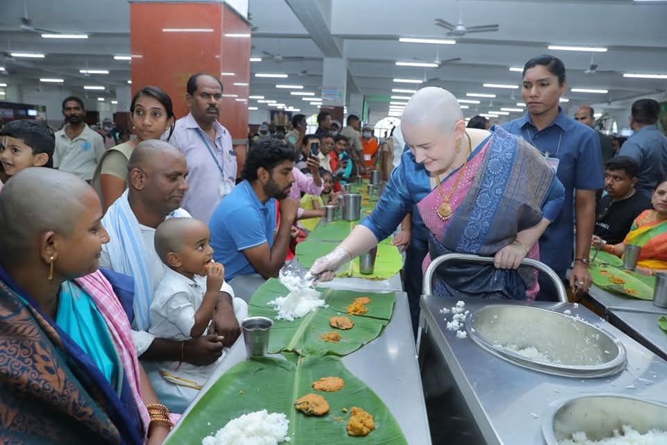 Pawan Kalyan Wife Anna Lezhneva Photo Gallery