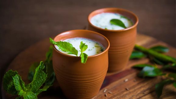 Buttermilk Benefits: వేసవిలో రోజూ గ్లాసు మజ్జిగ తాగితే..?