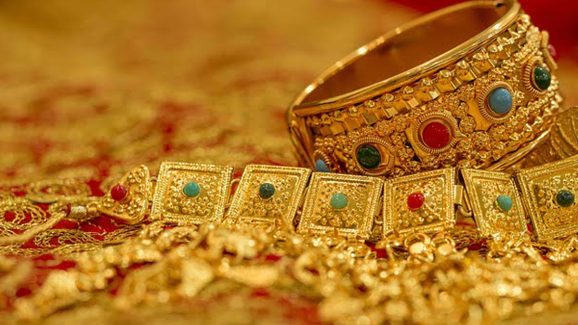 Gold Rate: బంగారం బెంబేలు.. లక్షణంగా లక్ష దాటేసిందిగా!
