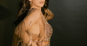 Anasuya Bharadwaj: చీరలో అనసూయ.. ఆ గ్రేస్‌ను మ్యాచ్ చేయడం కష్టమే.!