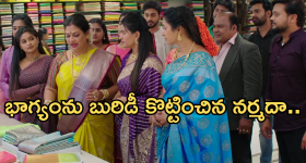 Jyoti Poorvaj: గ్లామర్ తో సెగలు పుట్టిస్తున్న జగతి.. ఫోటోలు వైరల్..!