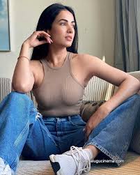 Actress Sonal Chauhan Photo Gallery