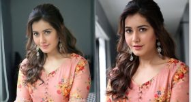Raashii Khanna: సముద్రంలో చెత్త ఎత్తి పారేస్తున్న రాశిఖన్నా.. రీల్ కాదు రియల్ హీరోయిన్.