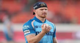 Glenn Phillips: గుజరాత్ కు బిగ్ షాక్... డేంజర్ ప్లేయర్ అవుట్