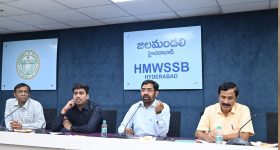 Godari Gattupaina: టైటిల్ కాపీ కొట్టి మరీ ప్రమోషన్స్ చేస్తున్నారు.. అరెరె ఈ ఐడియా ఏదో బాగుందే.!