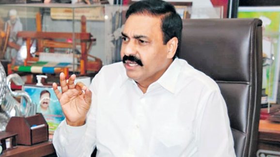 Notice to kakineni Govardhan: ఎంక్వయిరీకి వెళ్తారా..? లేదా..? టెన్షన్‌లో కాకాణి