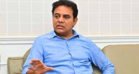 OTT Movie : బర్త్ డే పార్టీలో గందరగోళం ... ఎవరికి వాల్లే రసిక రాజులు ... సీక్రెట్ ని బయట పెట్టే సెల్ ఫోన్