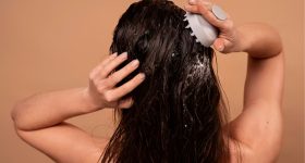 Hair Fall: తల స్నానం చేసిన వెంటనే.. తడి జుట్టును దువ్వకూడదా? ఎందుకు?