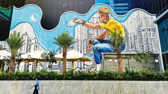 Street Painting: గోడలను రంగుల కాన్వాస్‌గా మార్చుకొని కొత్త హంగులతో మెరిసిపోతున్న సిటీ!