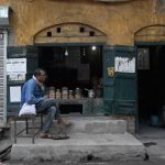 Tea Stall: ఒక శతాబ్దపు నమ్మకం.. వందేళ్లుగా స్టాఫ్ లేకుండానే నడుస్తున్న టీ స్టాల్..!