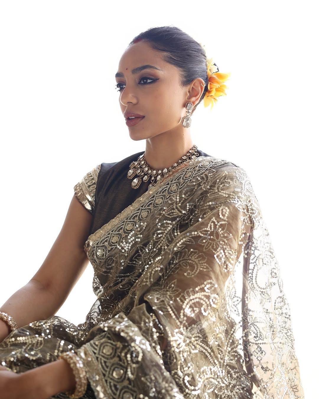 Actress Shobhita dhulipala Photo Gallery