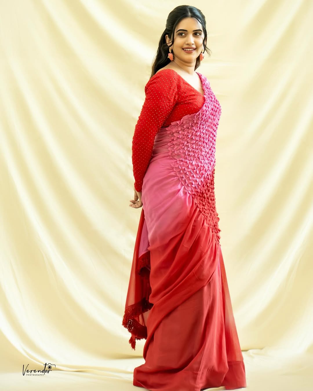 Sravanthi Chokarapu Photo Gallery