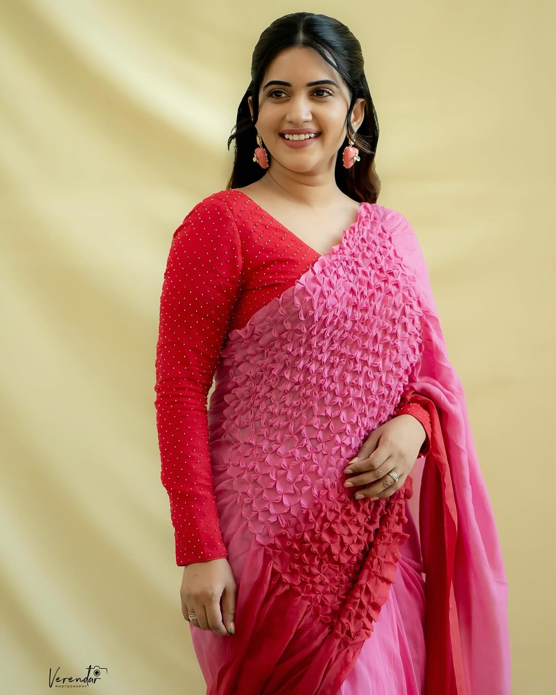 Sravanthi Chokarapu Photo Gallery