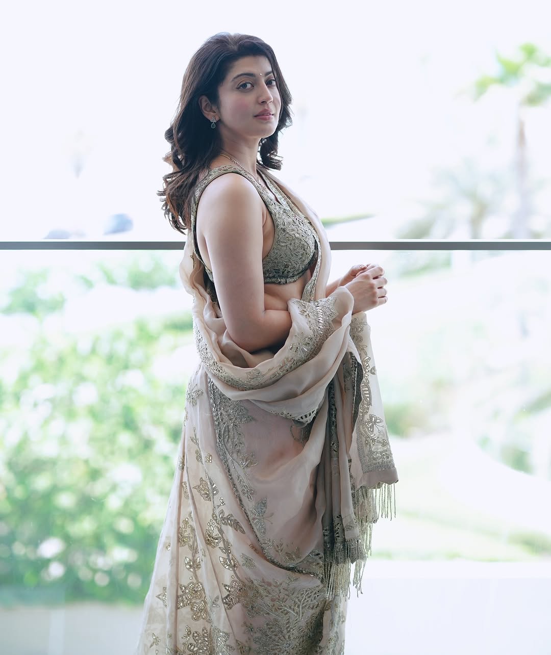 Actress Pranitha Subhash Photo Gallery