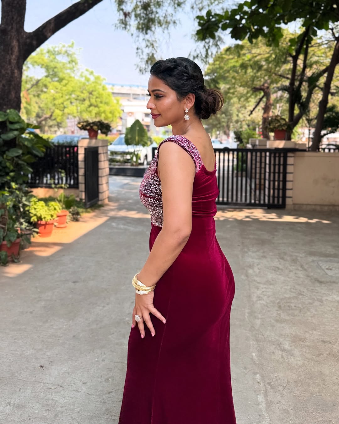 Actress Inaya Sultana Photo Gallery