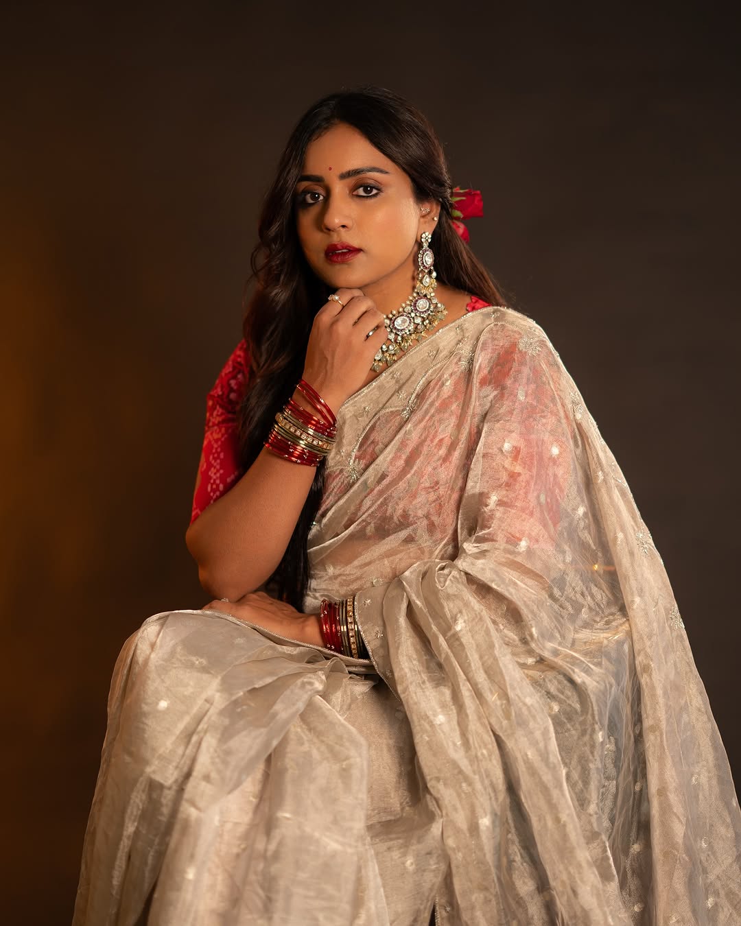 Actress Vithika Sheru Photo Gallery