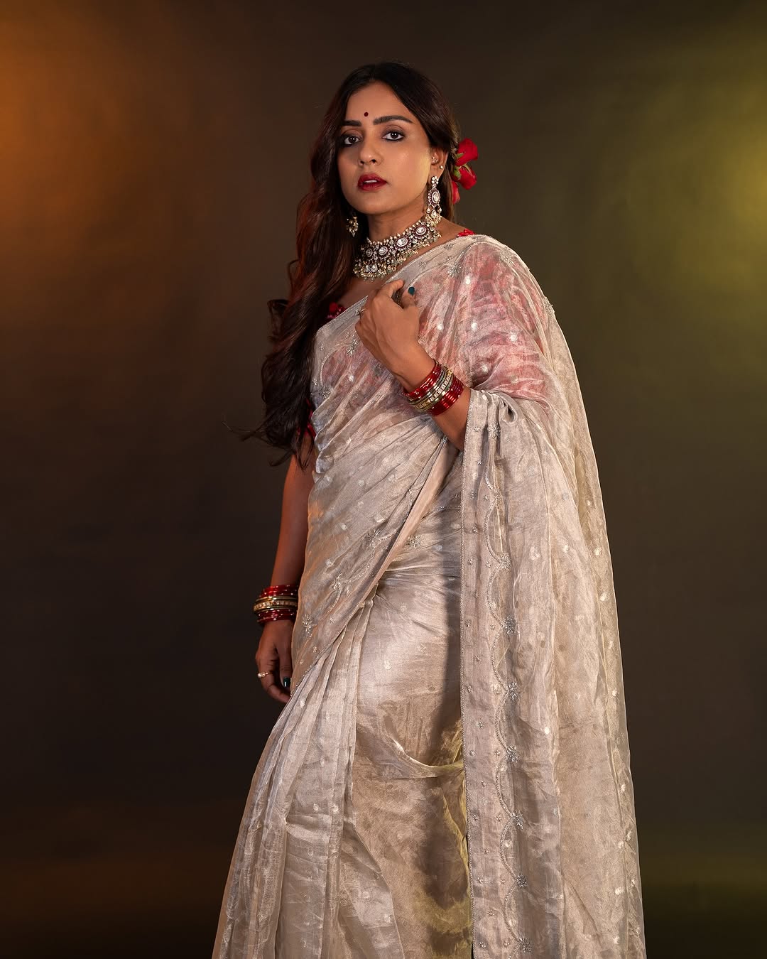 Actress Vithika Sheru Photo Gallery
