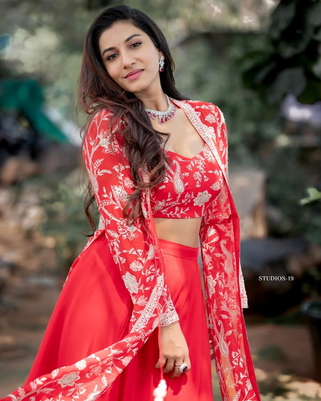 Actress Vishnu Priya Photo Gallery