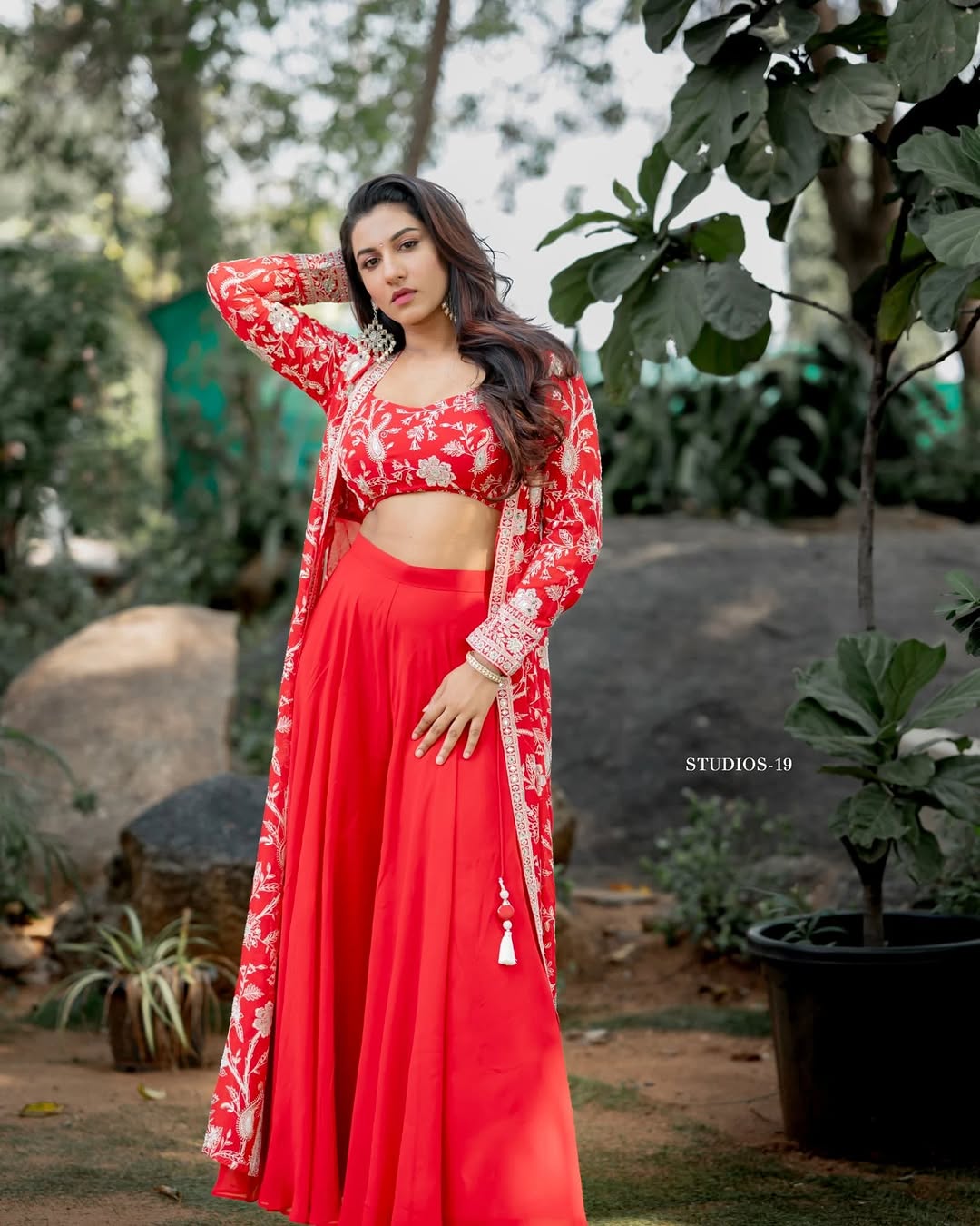 Actress Vishnu Priya Photo Gallery