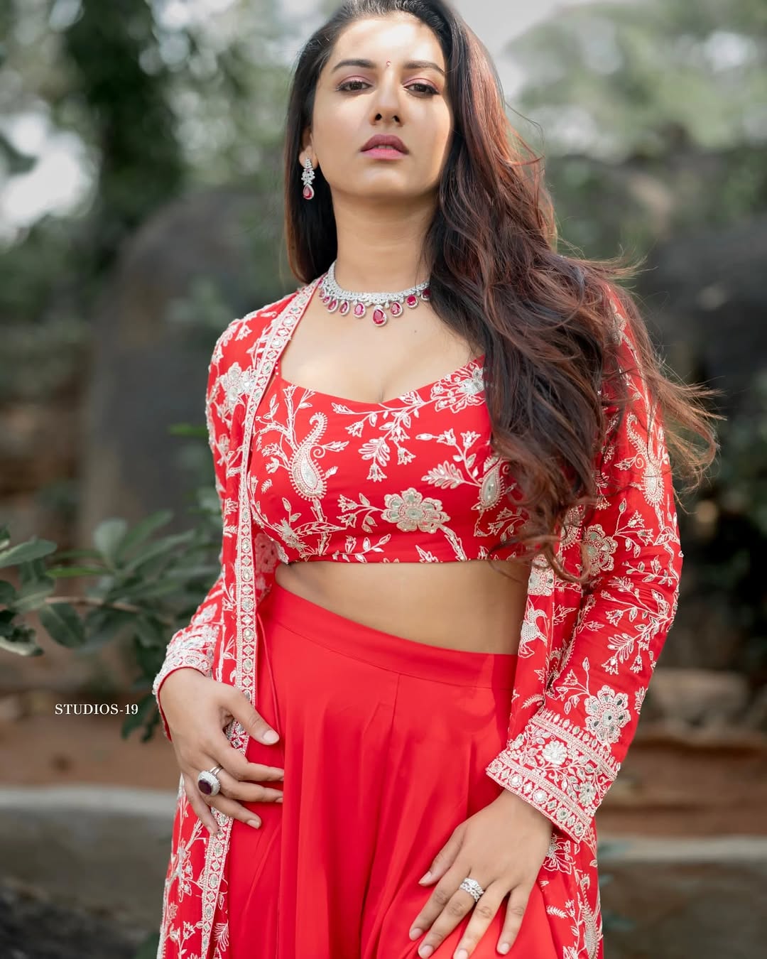 Actress Vishnu Priya Photo Gallery