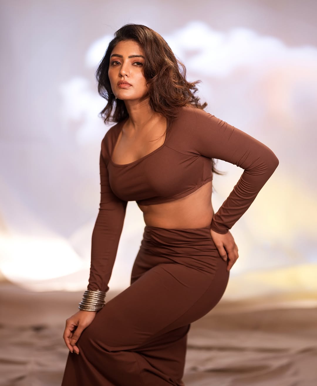 Actress Eesha Rebba Photo Gallery