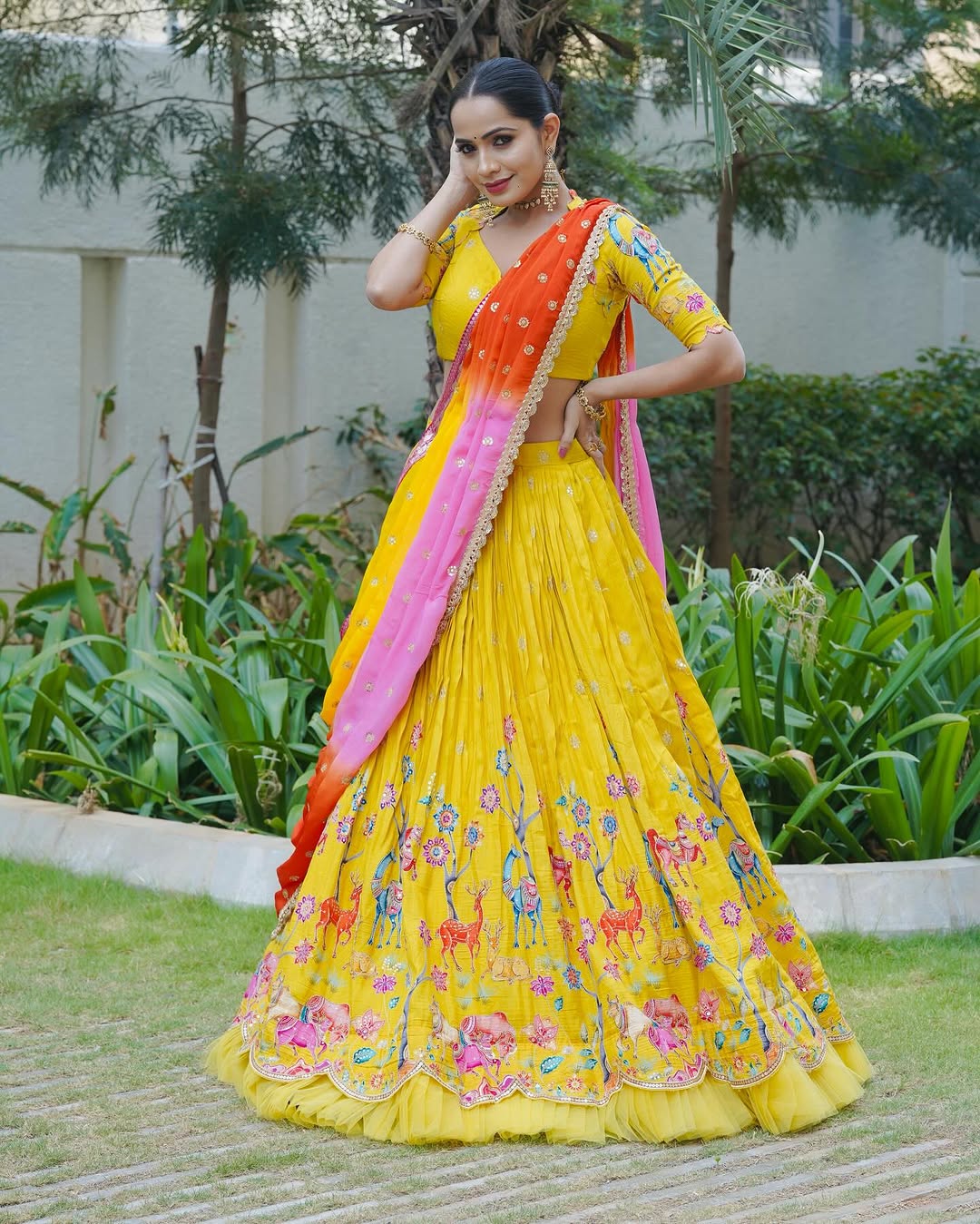 Shobha Shetty (Source Instragram) Actress Shobha Shetty Photo Gallery