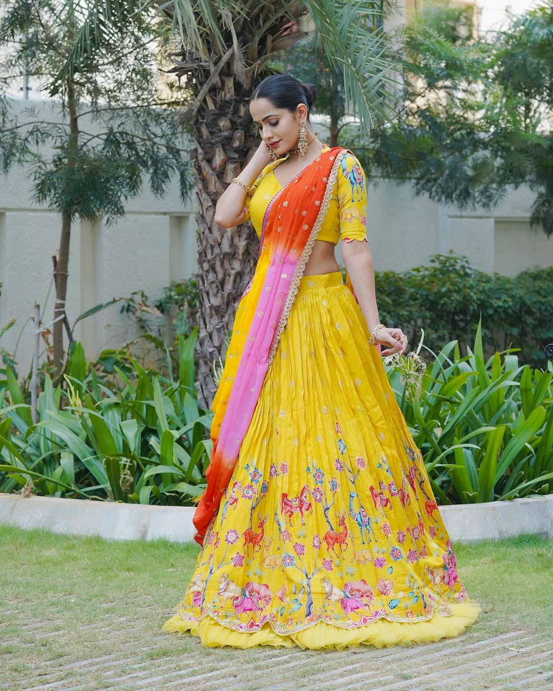 Shobha Shetty (Source Instragram) Actress Shobha Shetty Photo Gallery