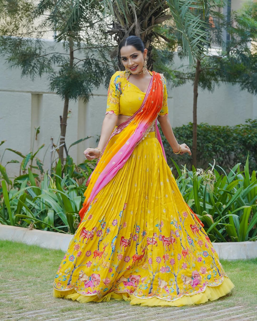 Shobha Shetty (Source Instragram)352525234146705_947938014762466769_n Actress Shobha Shetty Photo Gallery