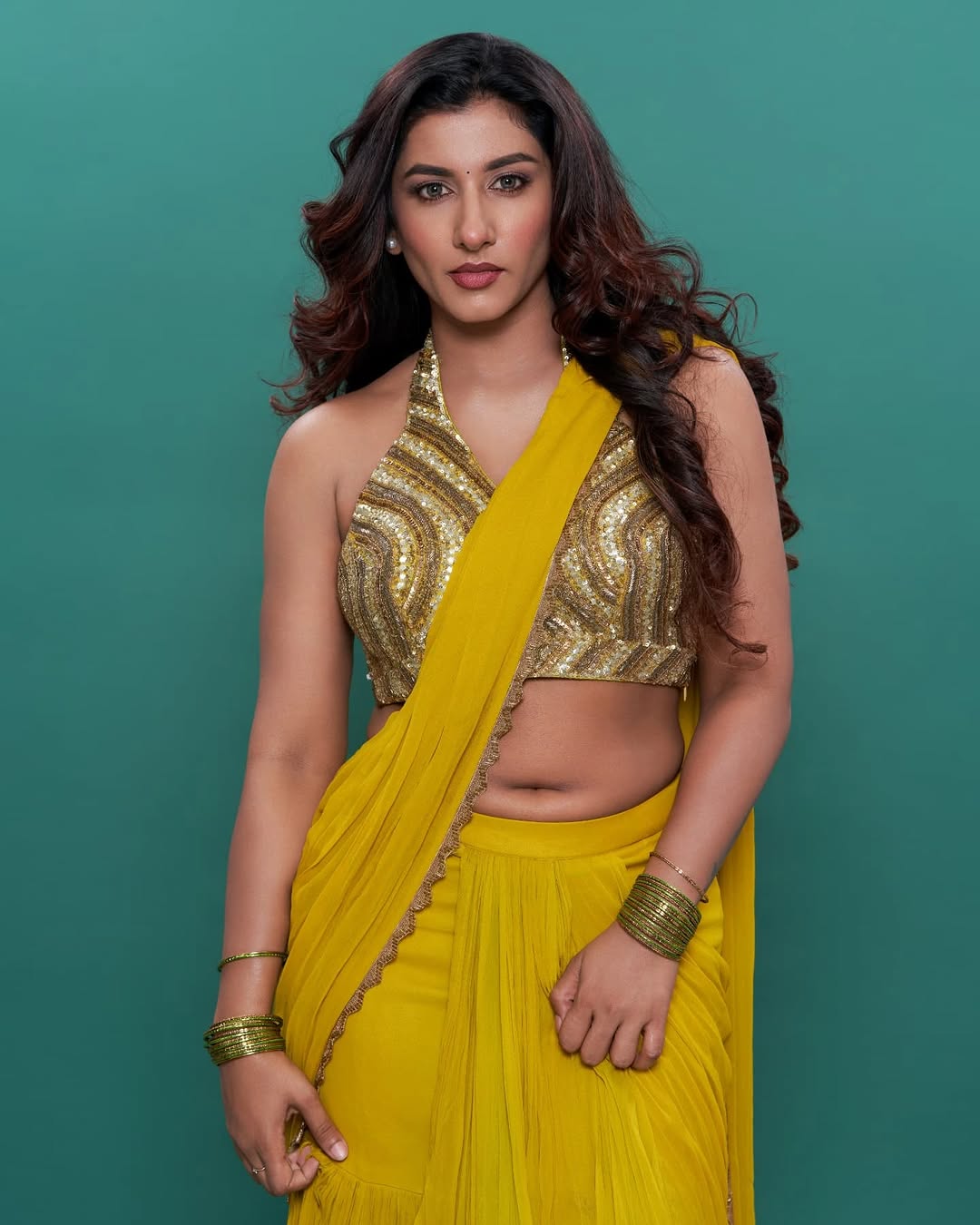 Actress Vishnu Priya Photo Gallery