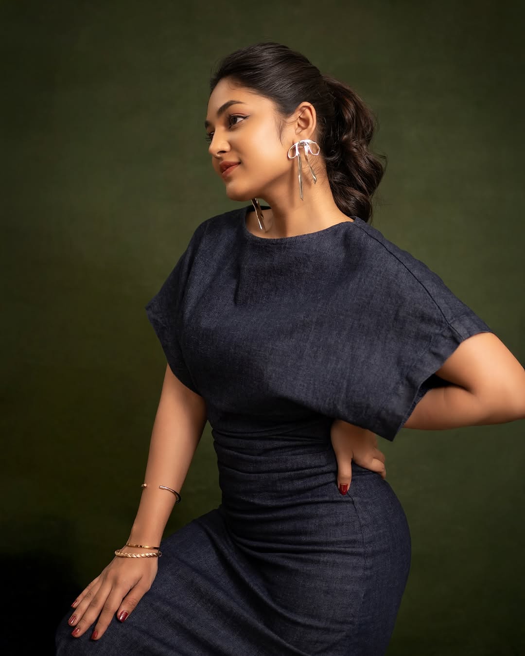 Actress Ivana Photo Gallery