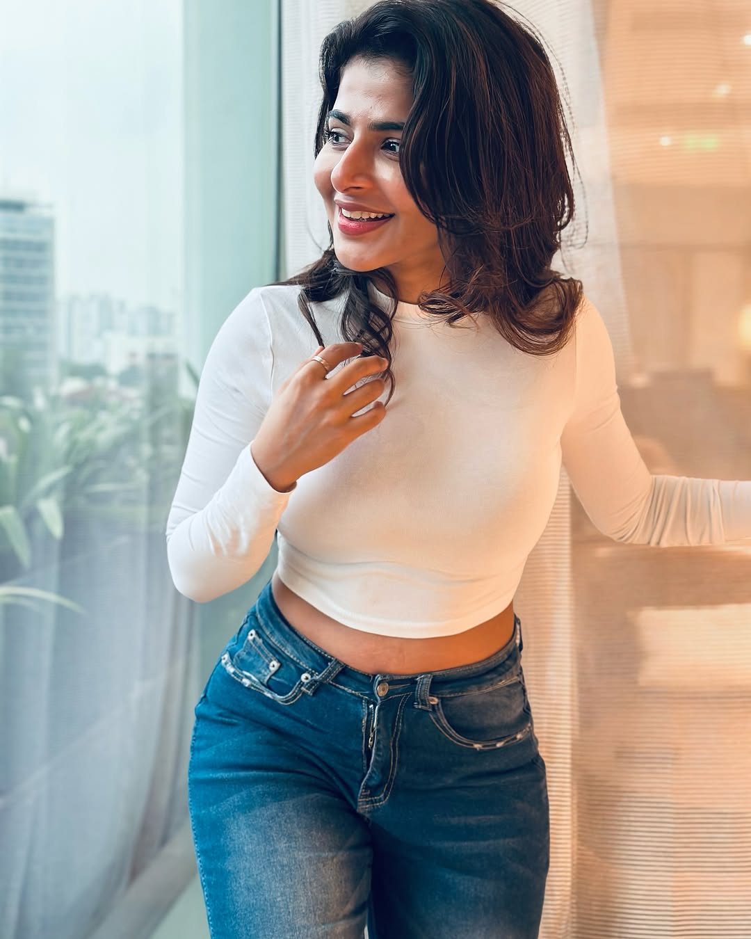 Iswarya Menon Photo gallery