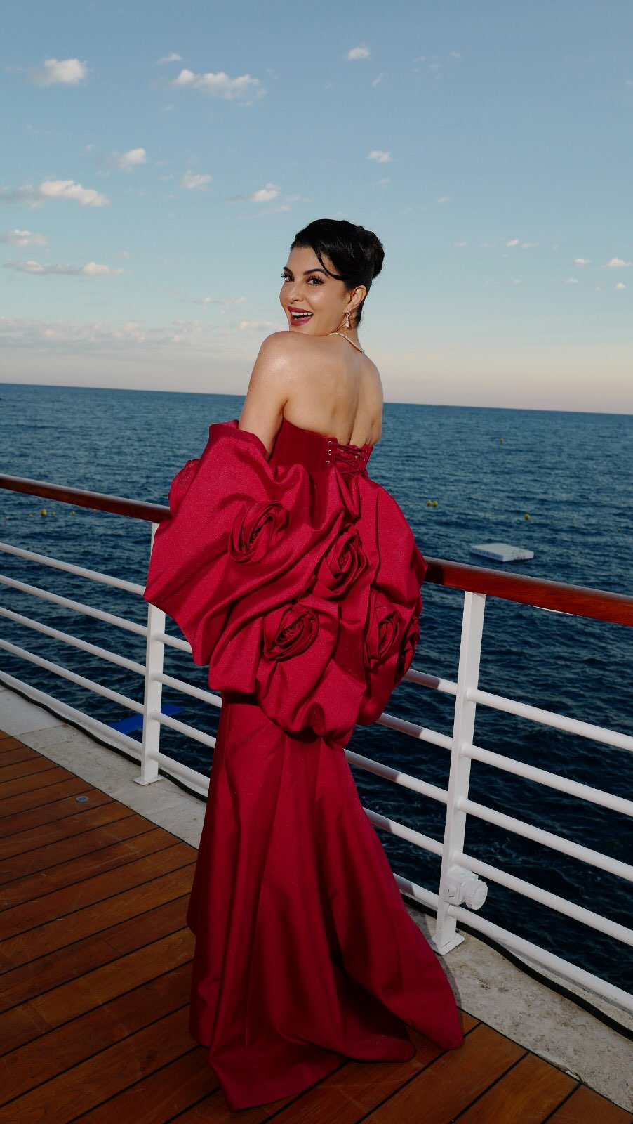 Actress Jacqueline Fernandez Photo Gallery