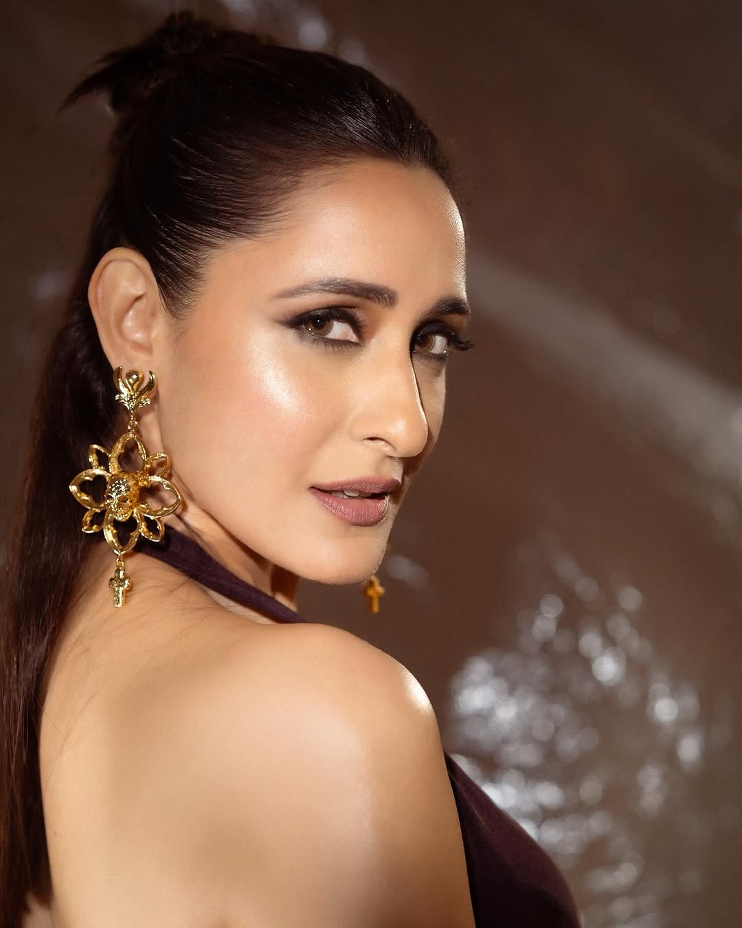 Pragya Jaiswal Photo Gallery