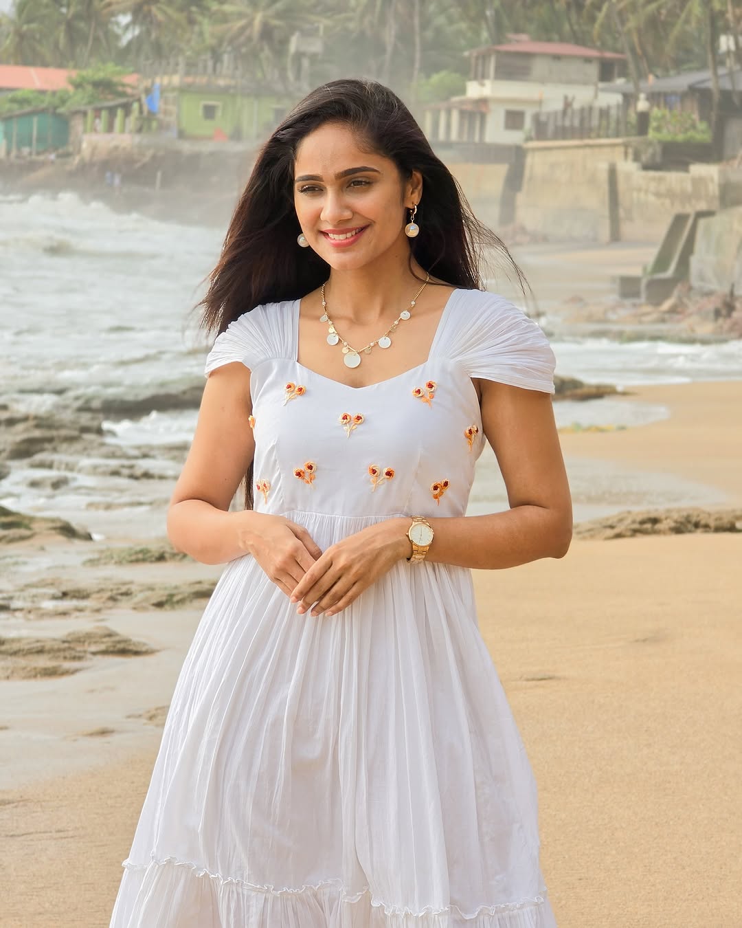 Actress Tejaswini Gowda Photo Gallery